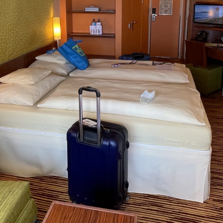 Kofferpacken für die Kreuzfahrt! Vorfreude und so!